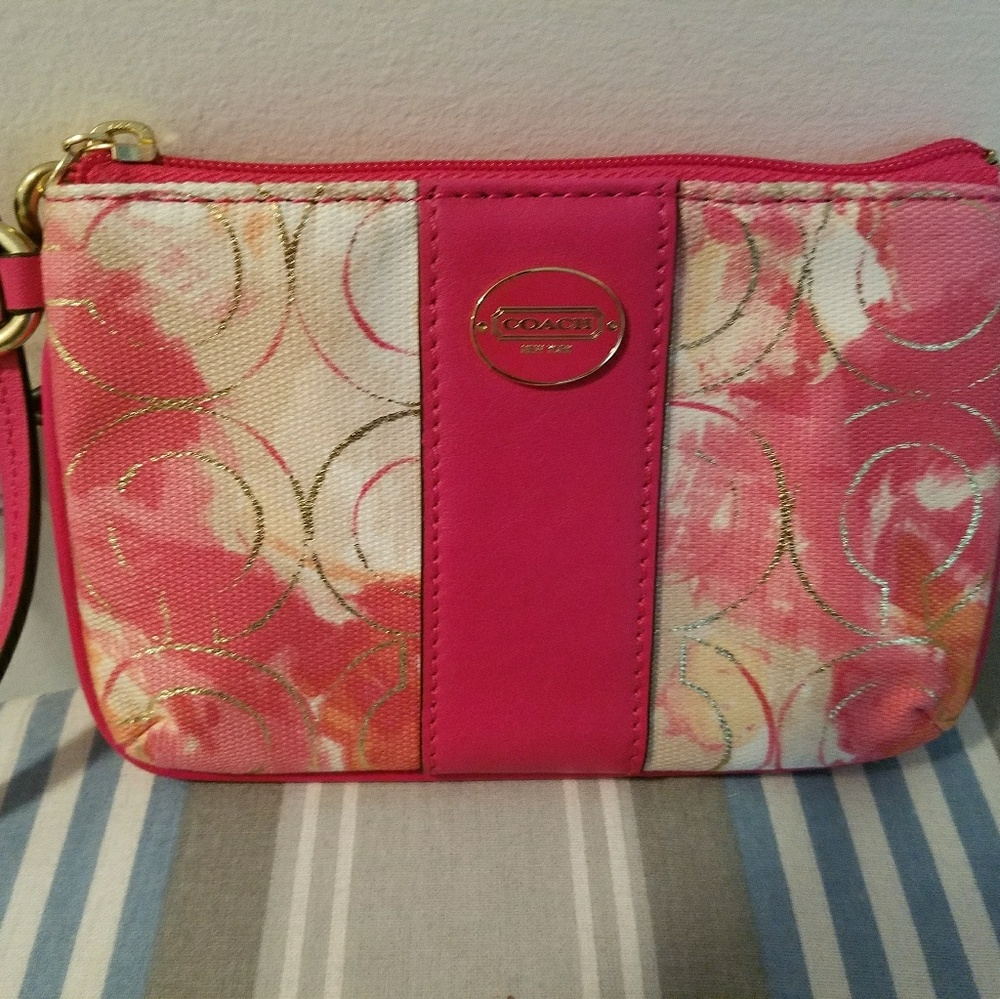 SOLD SOLD SOLD Coach Wristlet❤❤❤❤